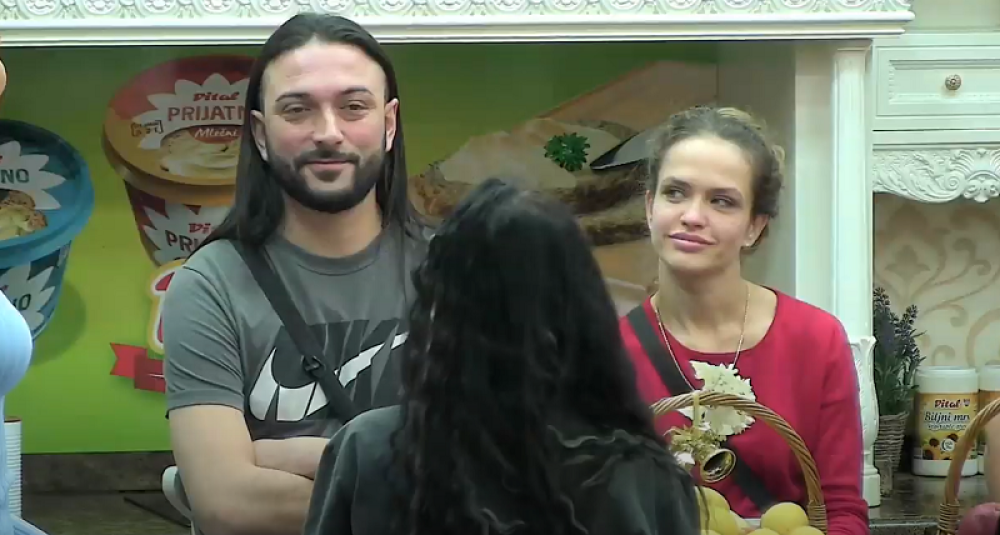Novi učesnik "Parova" čim je kročio u vilu i rekao da je razveden, nastalo je raskrinkavanje uživo (VIDEO)