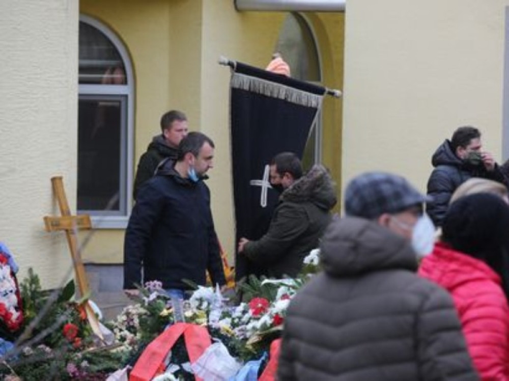 Ljuba Aličić oprostio i zaboravio sve Darkove uvrede i došao na sahranu Milana Lazića! (FOTO)