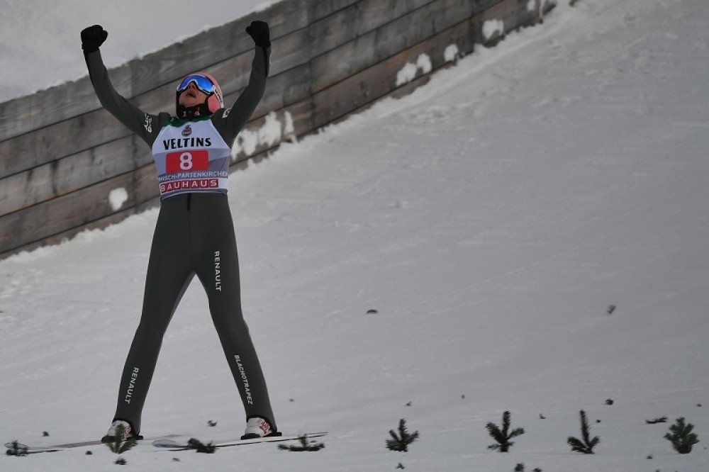 Kubacki rekordom skakaonice do pobede u Garmišu!