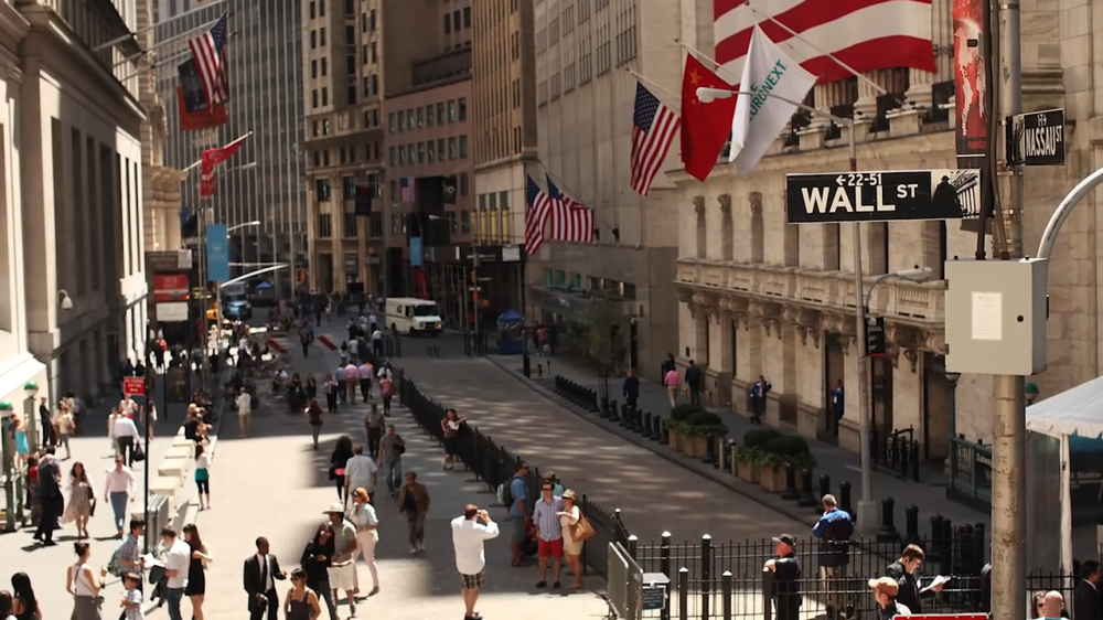 Vol Strit proteruje tri kineske firme, Peking najavljuje odmazdu!