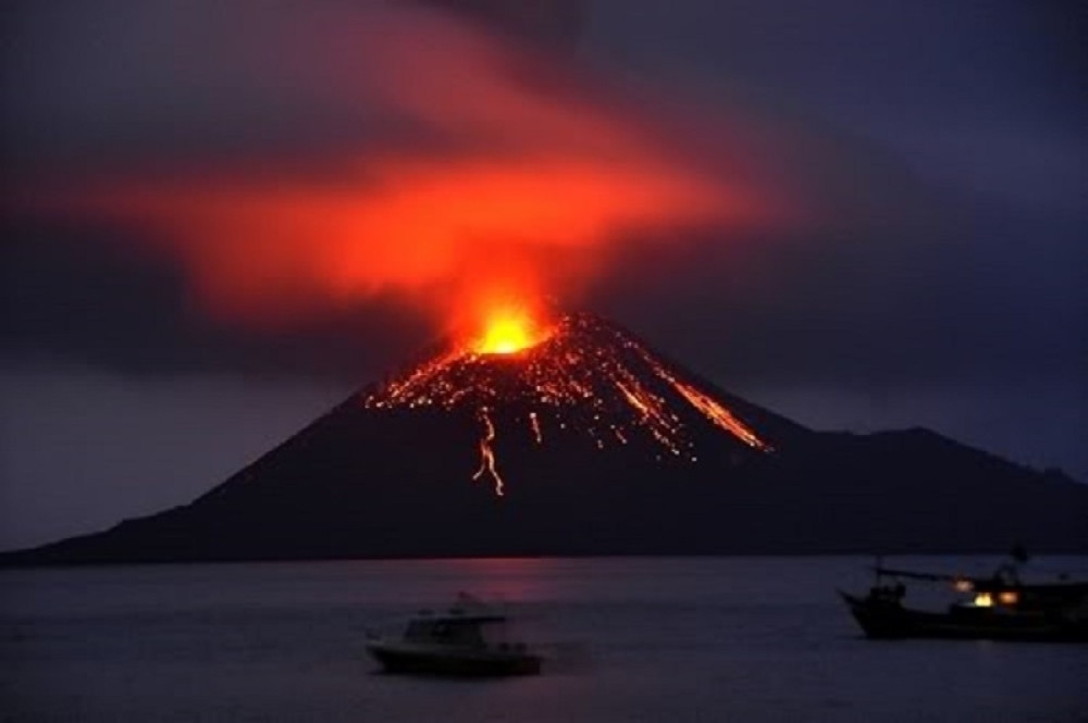 Eruptirao vulkan na indonežanskom ostrvu Java (VIDEO)