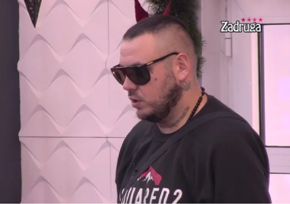 Mina ljubomorna na prijateljstvo Cara i Tomovića, pa upozorila Filipa na ono što mu se sprema! (FOTO/VIDEO)