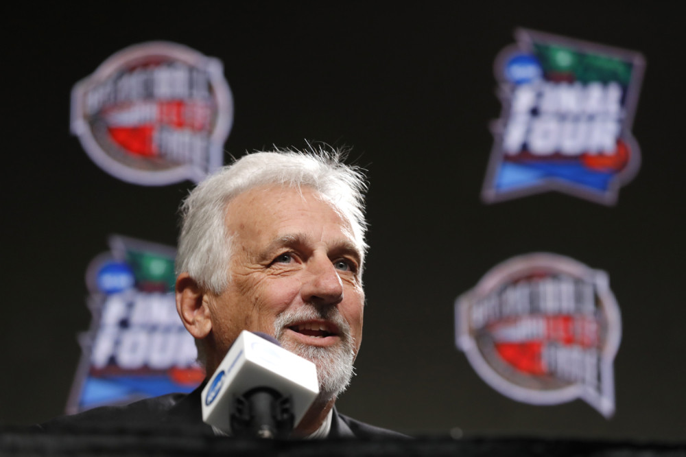 Preminuo legendarni NBA košarkaš i trener!