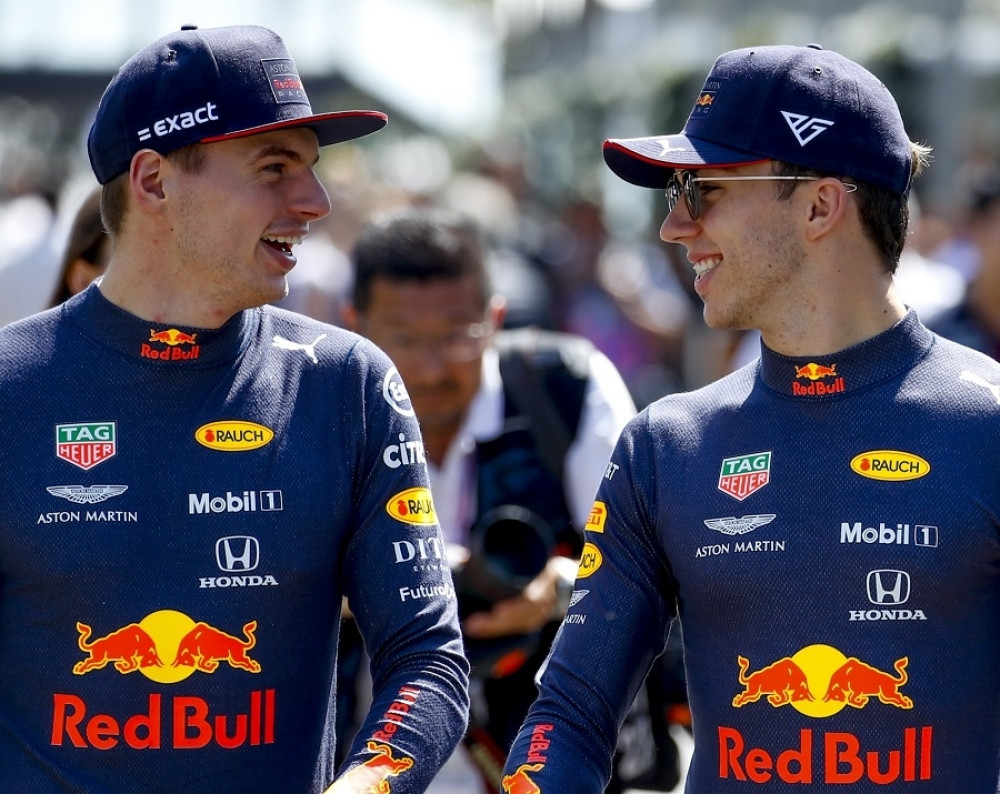 Lepotica, legendarni tata, najbrži cirkus na svetu i njih dvojica (FOTO)