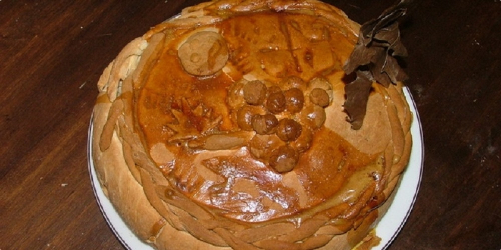 Božićna česnica - sreća se uvećava kad se deli!