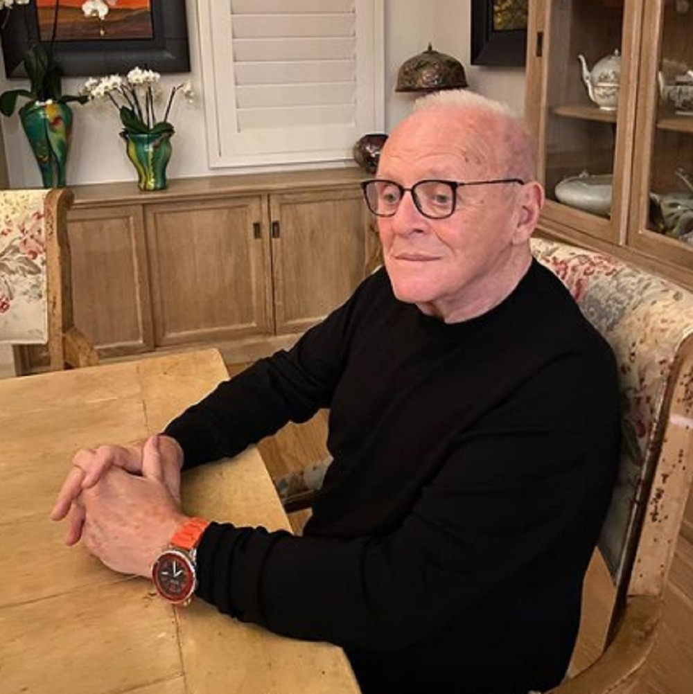 Entoni Hopkins slavi 45 godina kako je trezan! (FOTO/VIDEO)