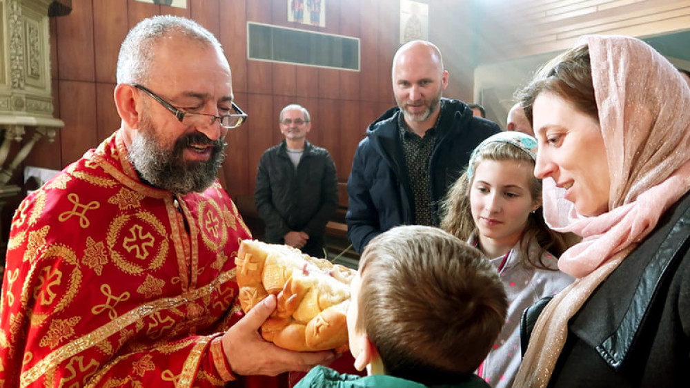 Nekada pisac i reditelj, a sada sveštenik Nenad Ilić, jedan od najmodernijih glasova SPC, besedi u susret Božiću