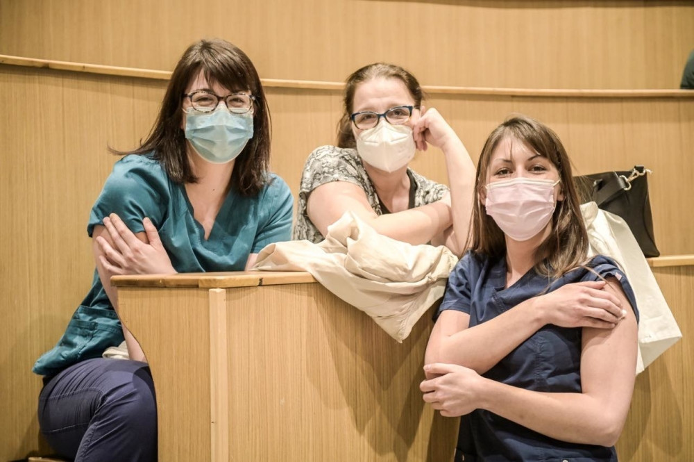 Nastavljena vakcinacija zdravstvenih radnika