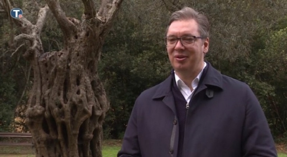 Vučić se obratio građanima iz Hilandara: Dobio sam okrepljenje i posebnu snagu da se borimo za našu Srbiju