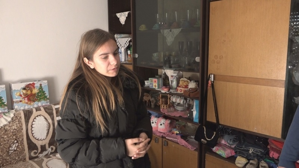 Mala Milica iz Bumbarevog brda najradosniji hrišćanski praznik dočekala u novom domu (FOTO)