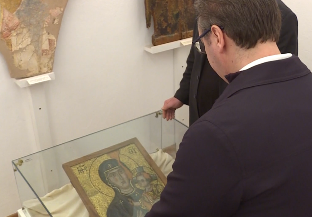 Specijalna emisija o poseti predsednika Vučića manastiru Hilandar