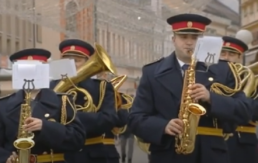 "Tamo daleko" se ori Banjalukom! (VIDEO)