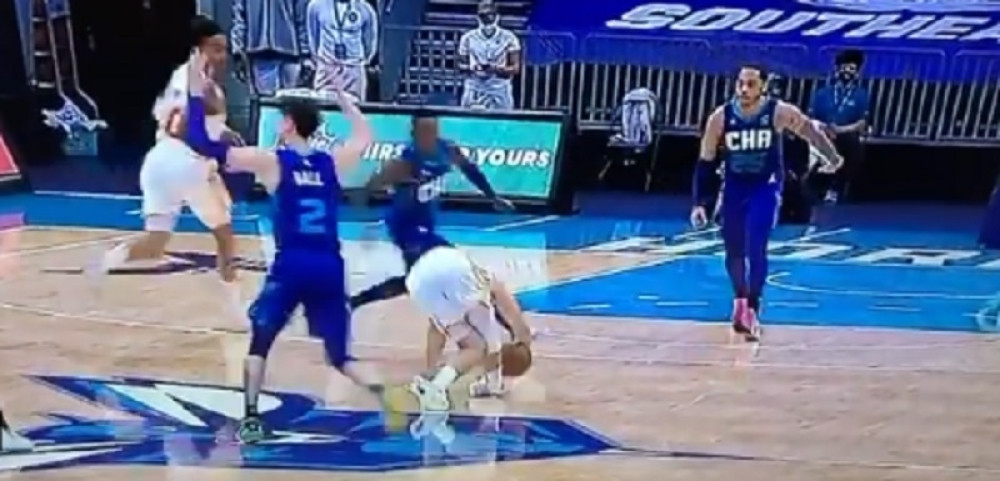 Ovo nije dobro: Bogdan povredio koleno (VIDEO)