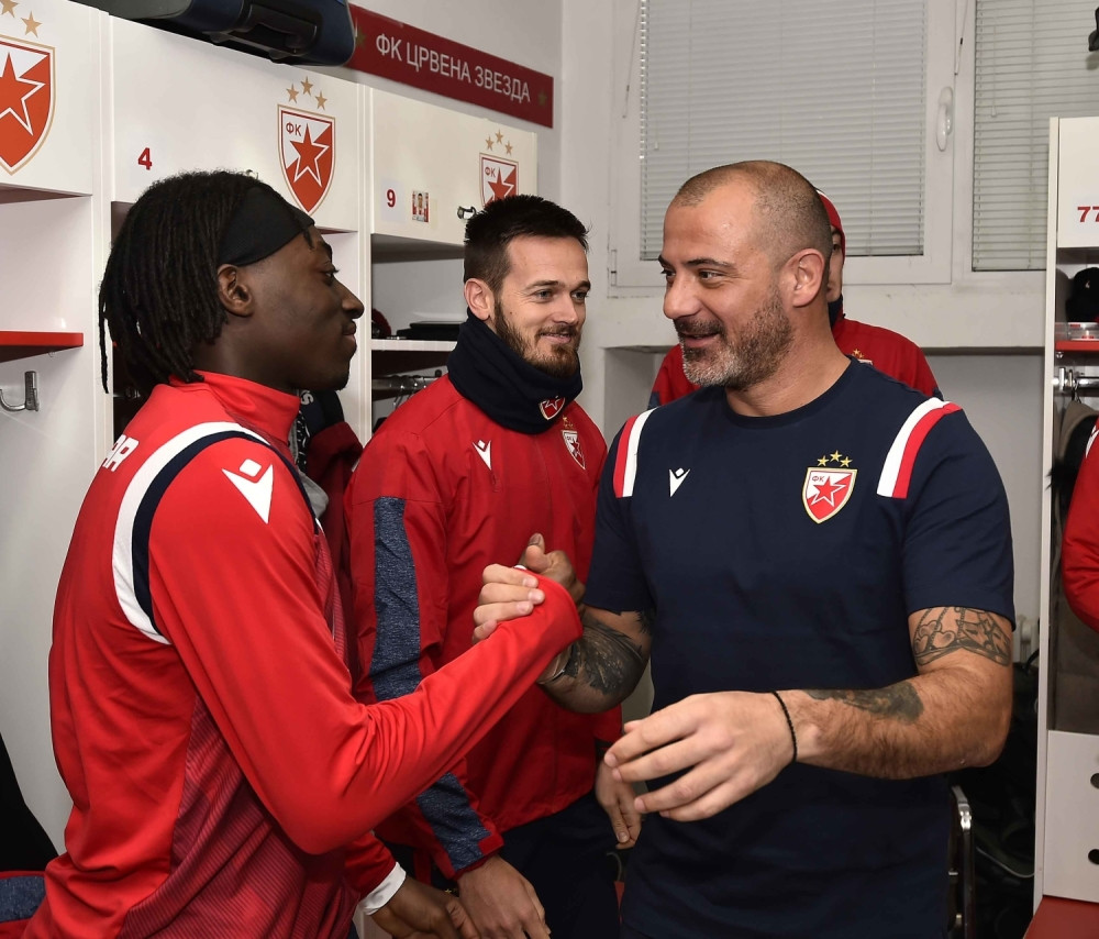 Zvezda predstavila novu "sedmicu", Francuz otkrio i kog Srbina smatra starijim bratom!