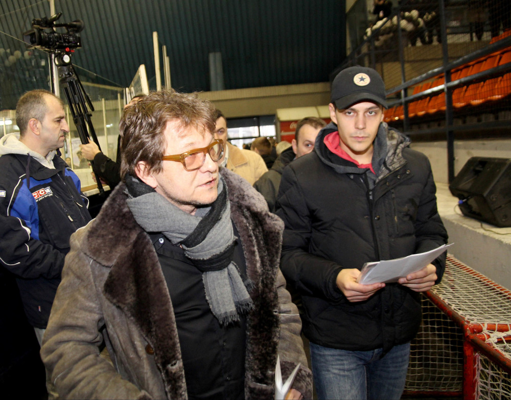 Nakon spekulacija da je u svađi sa Bjelogrlićem, Miloš Biković slikom koja govori više od hiljadu reči otkrio sve o njihovom odnosu (FOTO/VIDEO)