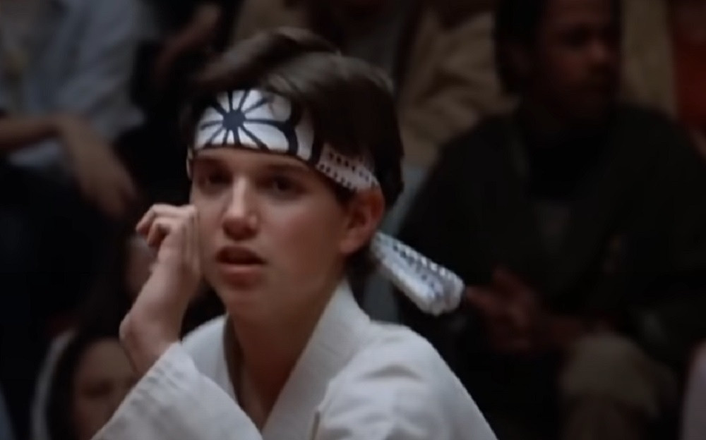 Čuveni zavodnik u kultnom filmu zaludeo je sve žene sa samo 22 godine, a danas izgleda neverovatno na pragu sedme decenije! (FOTO/VIDEO)