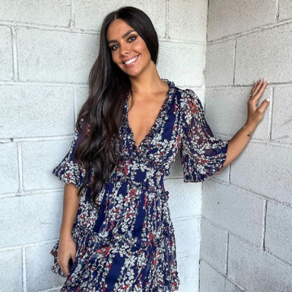 Novi izazov naišao na masovni odziv: Ludilo, potpuno gole žene preplavile Instagram (18+)