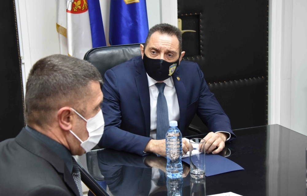 Ministar policije traži ukidanje anonimnosti na mrežama: Potpiši, pa piši bato!