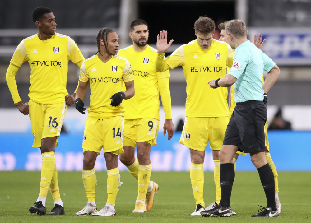 U Londonu se, ipak, igra, Mitrović mora na teren