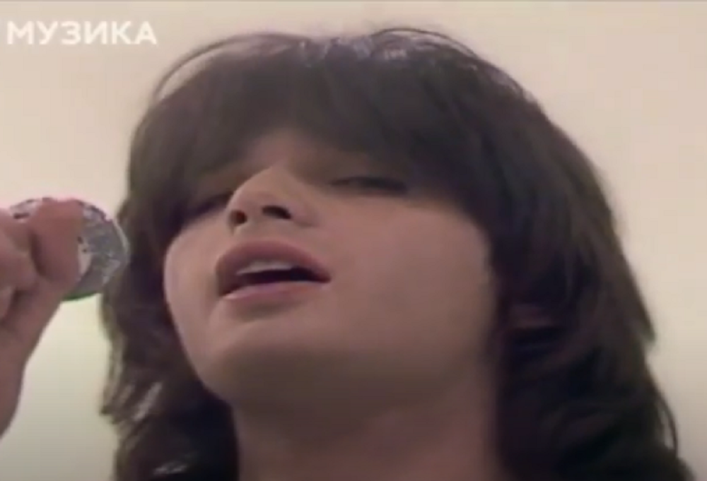 Gde je i šta radi frontmen popularne grupe "Generacija 5"? (FOTO/VIDEO)