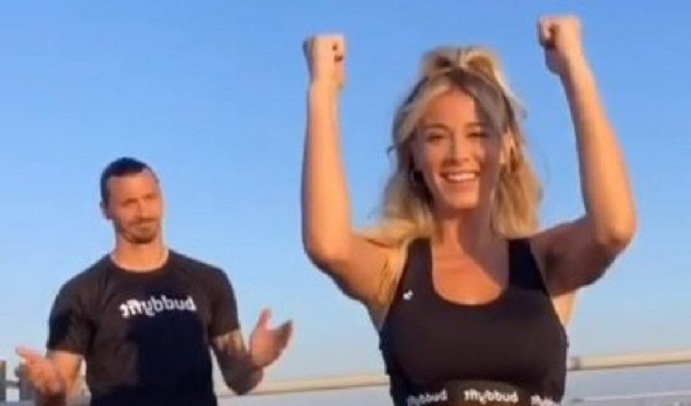 Skandal drma Italiju! Ibrahimović prevario ženu sa se*si voditeljkom? (FOTO)