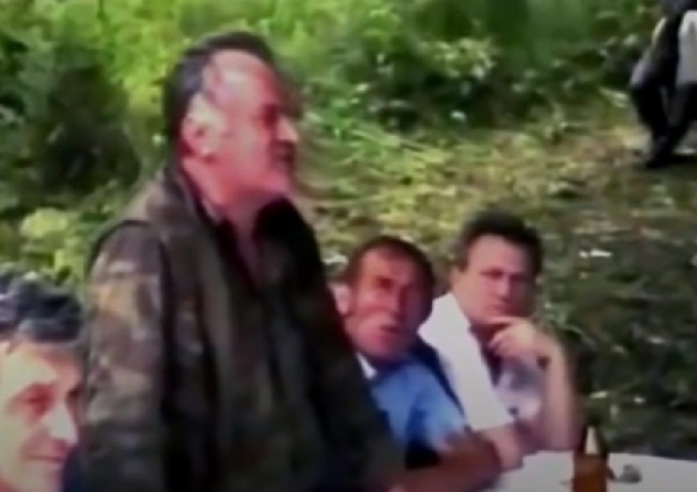 Ne pucaj, kolji Turke, hvataj žive, štedi municiju! (VIDEO)