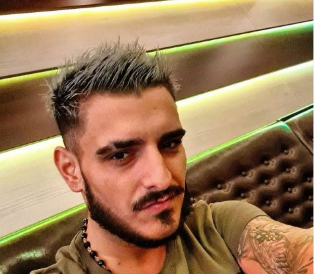 Darka Lazića uništili komentarima na Instagramu, brutalne prozivke pevač ispod ove slike šokirale javnost! (FOTO)