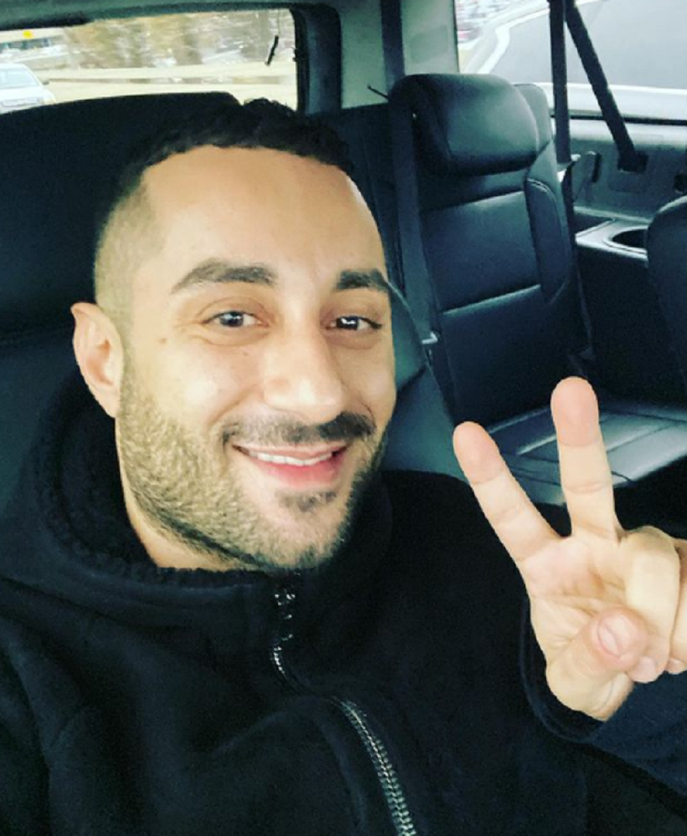 Popularnog Di Džeja rođeni otac izbo nožem, doktori mu jedva spasili život, a sada se oglasio iz bolničkog kreveta! (FOTO)