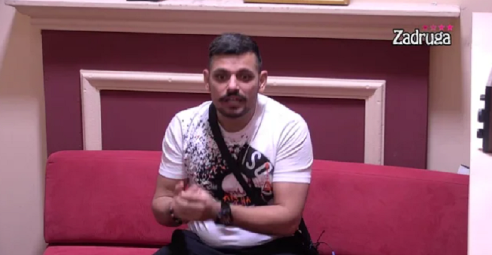 Bora otkrio šta je sve radio sa muškarcima na Tajlandu, osvrnuo se i na poznanstvo sa porodicom Maje Marinković! (VIDEO)