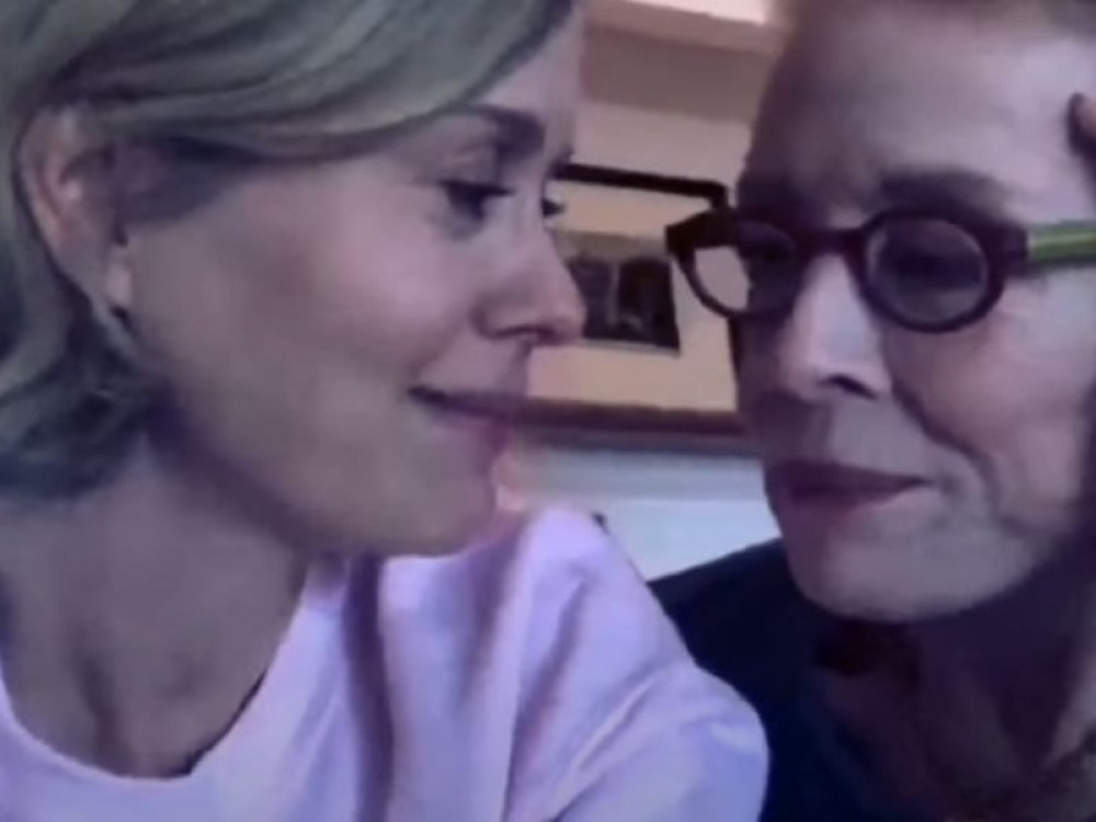 Lepa holivudska glumica ljubi 32 godine stariju koleginicu i ne mari za zle jezike! (FOTO)