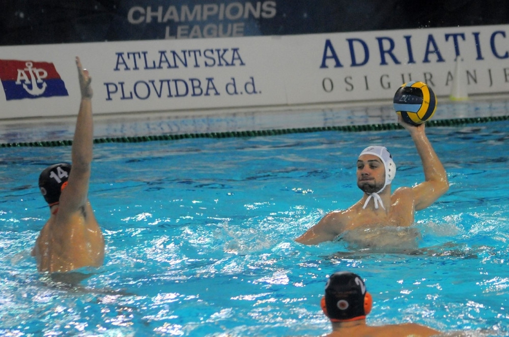 Radnički i Zvezda slavili, Zagrepčani ostavili Partizan u dvocifrenom minusu