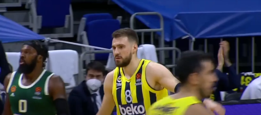 Gudurić ubedljivo najbolji u pobedi Fenerbahčea!