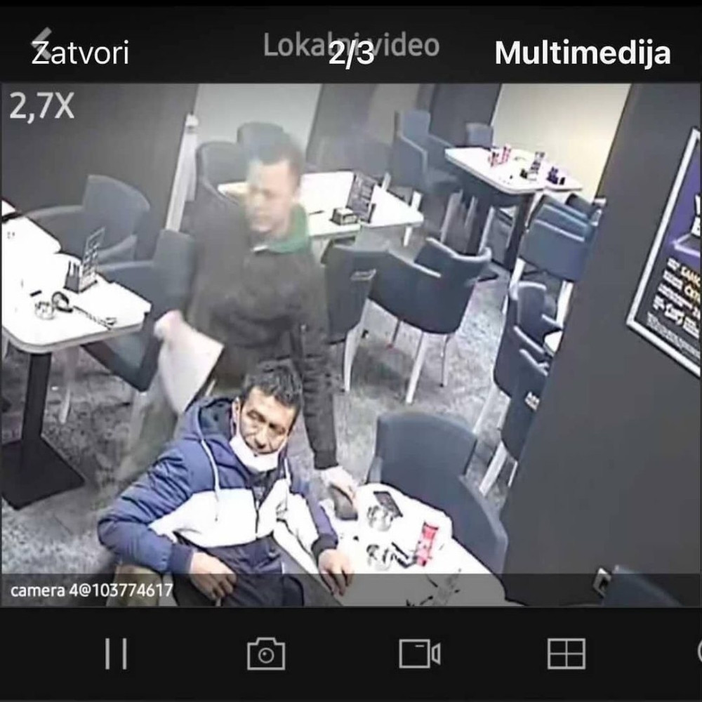 Prijavite ga ako ga prepoznate: Mladić u kladionici "snimio" tuđi novčanik i samo ga pokupio (VIDEO)