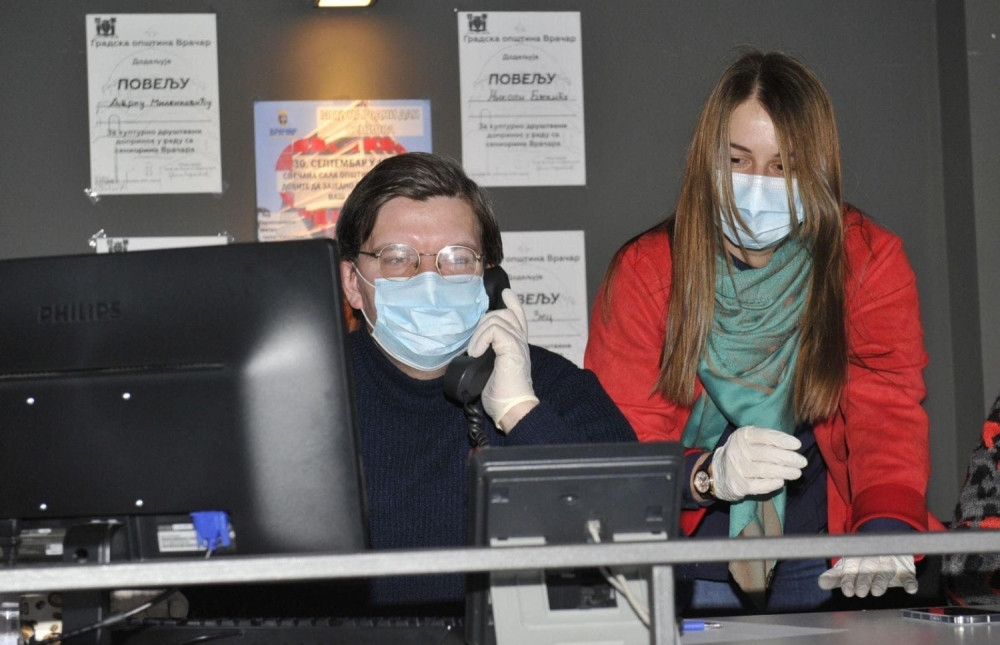 Kol centri za pomoć najstarijima oko vakcinacije počeli sa radom
