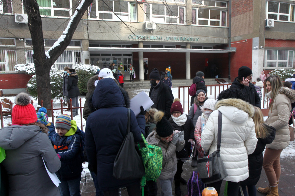 "Alo!" u poseti Osnovnoj školi "Drinka Pavlović" u Beogradu na početku drugog polugodišta: Navikli smo se na novu stvarnost