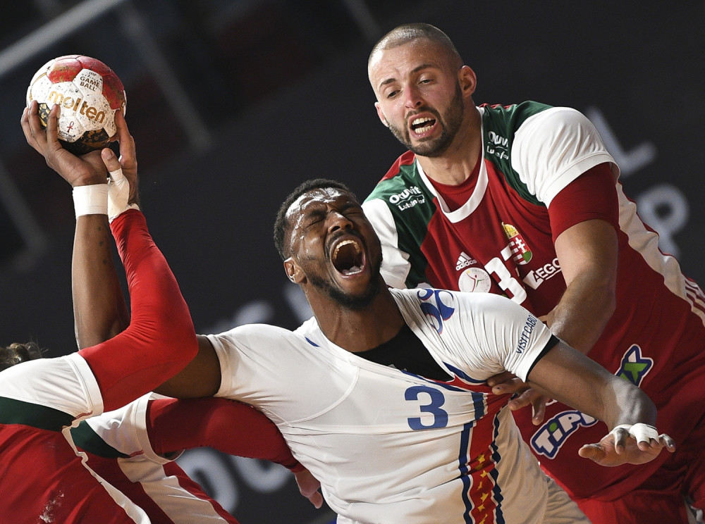 Preti haos na Svetskom prvenstvu, dve selekcije se povukle pre, a jedna nakon što je turnir počeo