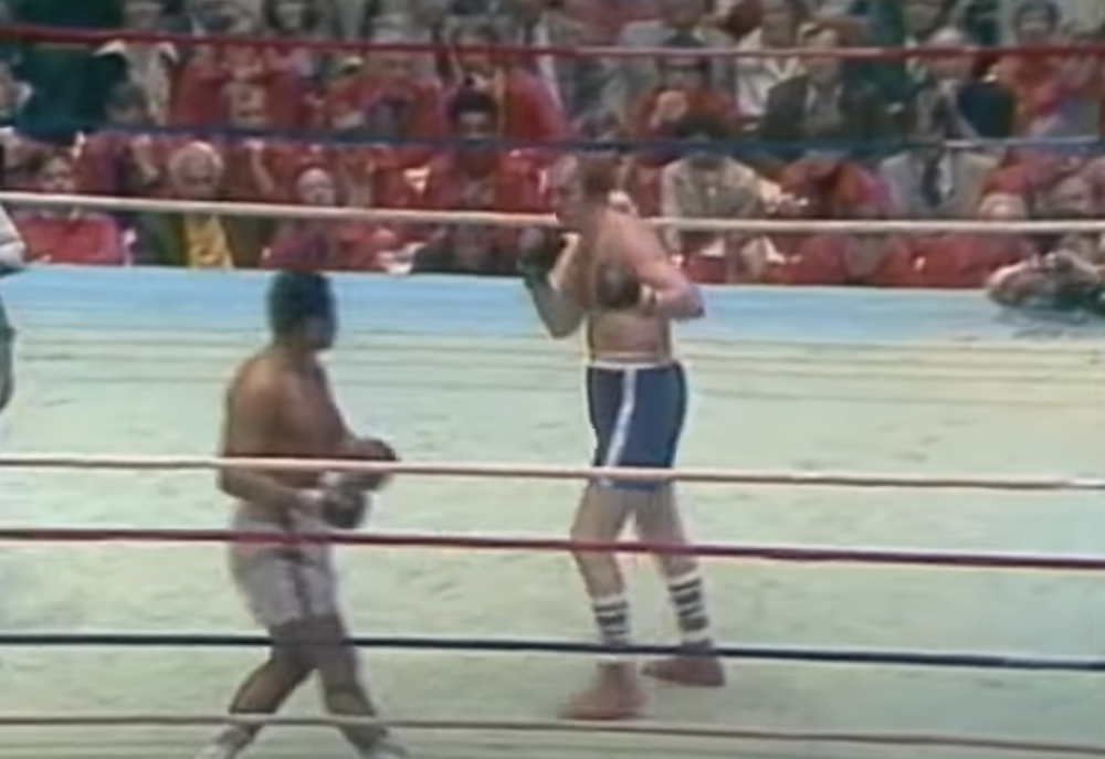 On je bio inspiracija za lik Rokija Balboe! Legendarnog Alija je poslao na pod, živeo je poput rok zvezde, a ovo ga je koštalo uloge u čuvenom filmu!