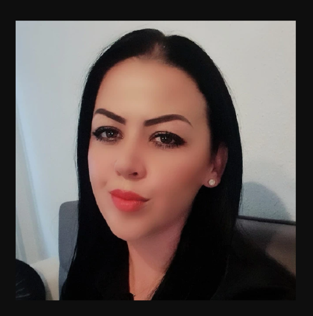 Žrtva masakra je bila vezana za svoju porodicu, posebno za brata jer je samo njega imala