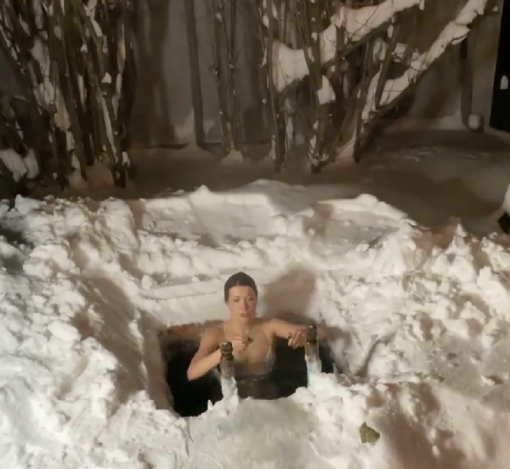 Pogledajte kako je olimpijska šampionka obeležila pravoslavni praznik! (VIDEO)