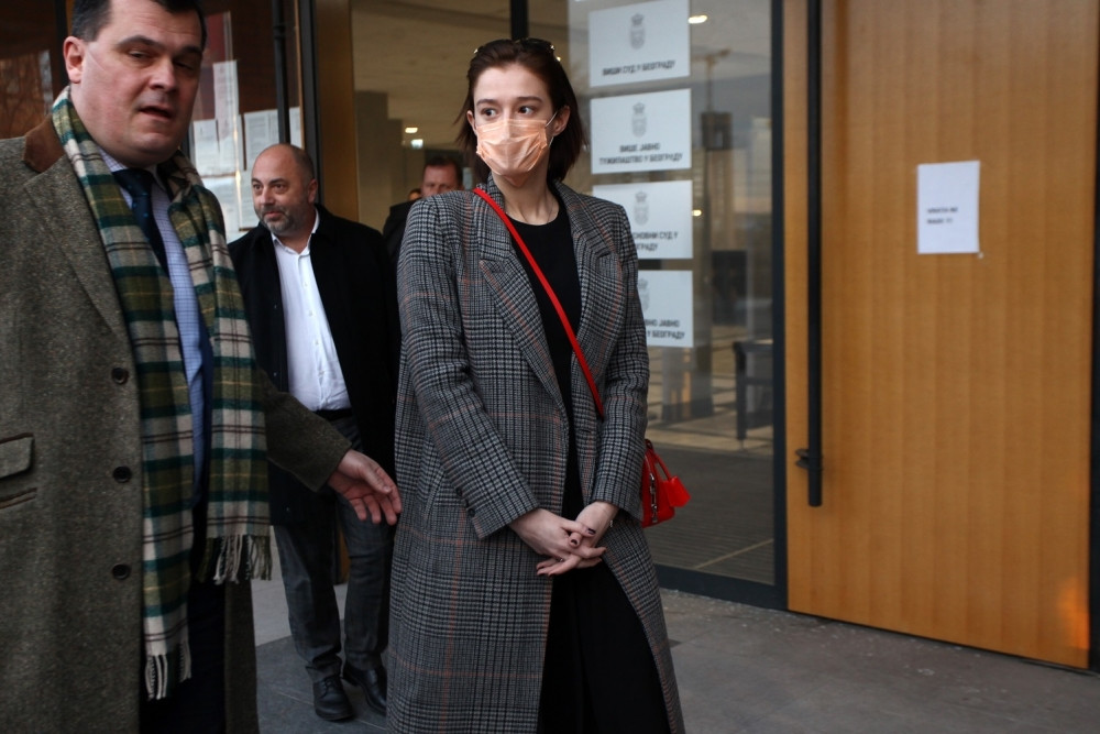 Nova potresna ispovest Milene Radulović: Mika je manipulator koji odnos sa učenicima gradi iz pozicije OCA!