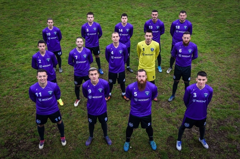 Nastavljena akcija "Novi dresovi za nove šampione", regionalni lider u priređivanju igara na sreću poklonio opremu FK Partizanu iz Draževca kod Obrenovca