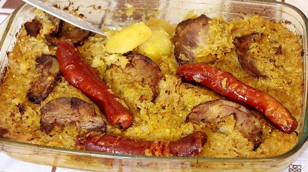 Kiseli kupus sa krompirom, kao u stara dobra vremena