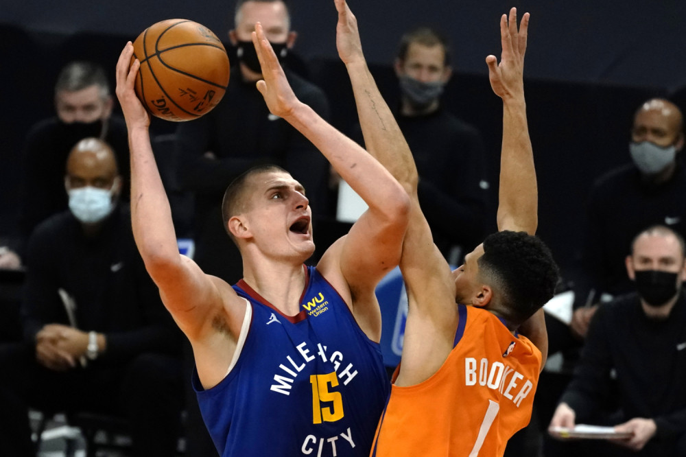 Sjajni Jokić pogodio za produžetak, pa sam slomio žilavi Finiks! (VIDEO)