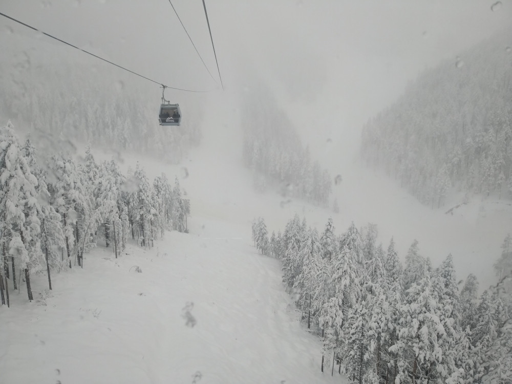 Zbog loših vremenskih uslova prekinut rad Gold Gondole na Zlatiboru