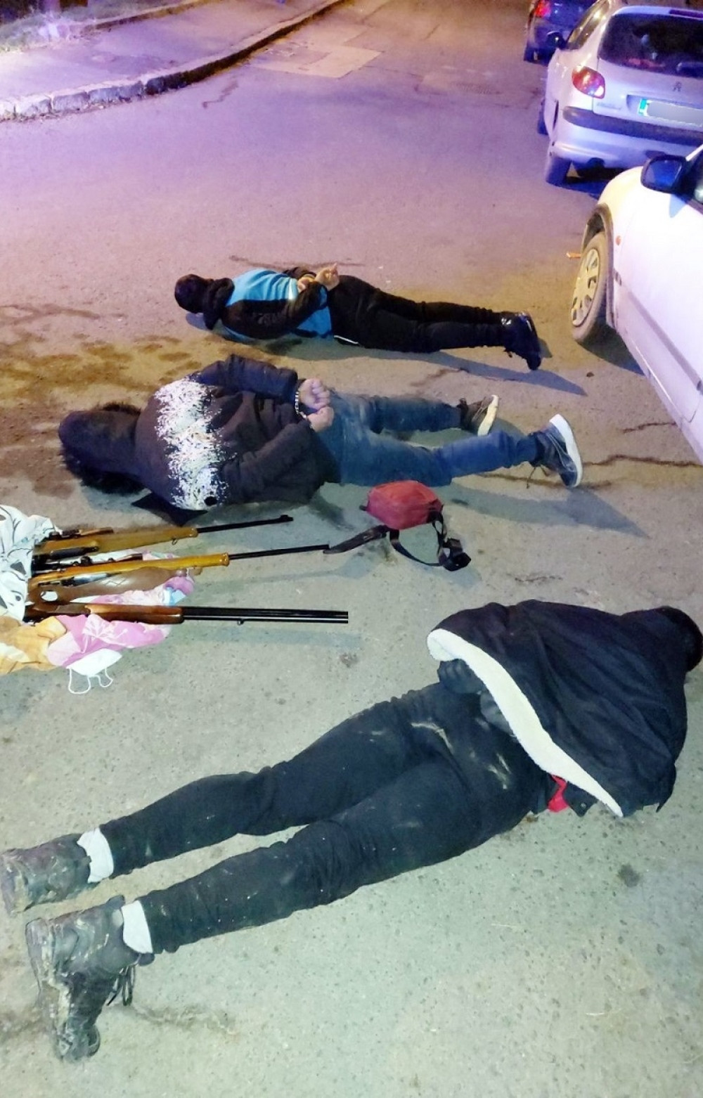 Ukrali oružje i zlatni nakit