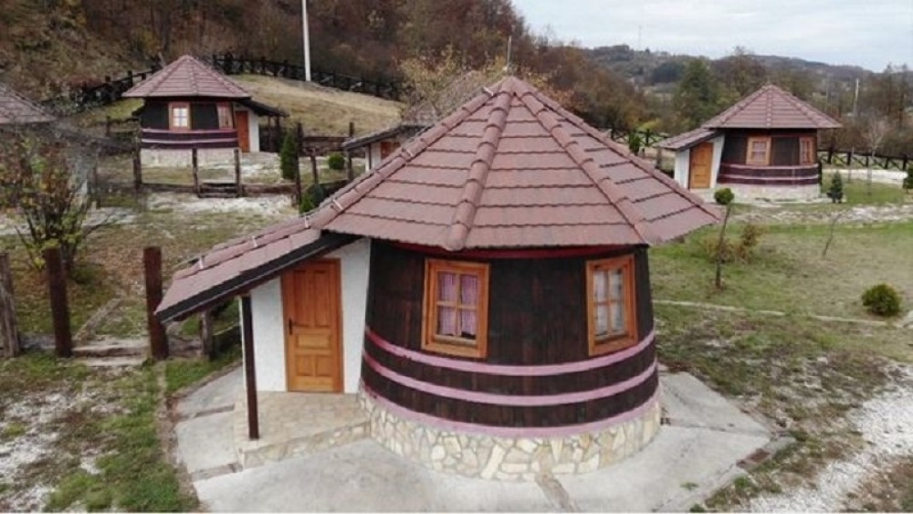 Najposećenije ljubavne kace na Suvoboru, ali i kuća Miloša Obrenovića u Gornjoj Crnući (FOTO)