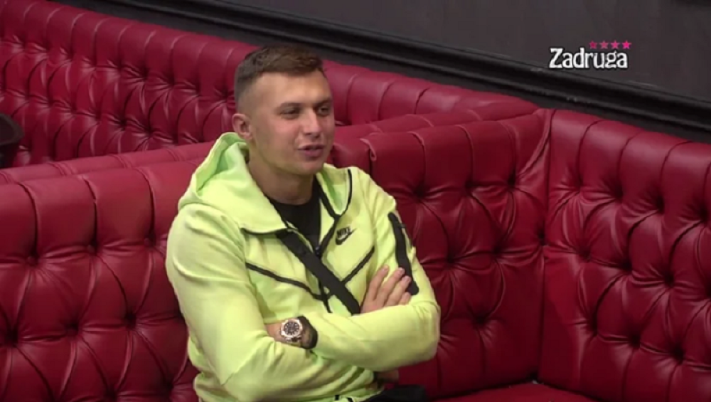 Stefan Karić se već razočarao u Tomovića i Janjuša, novi zadrugar otkriva goruću temu Bele kuće o kojoj svi ćute (FOTO/VIDEO)