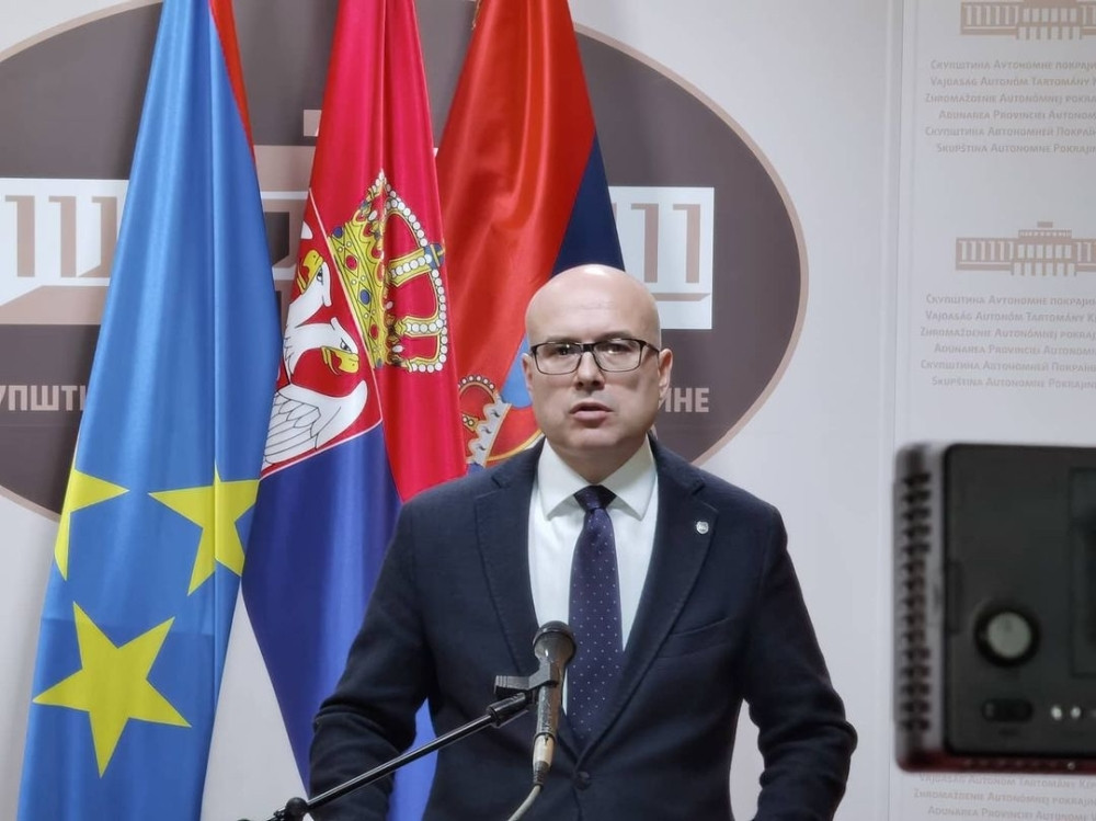 Vučević: Zahvalan sam prof. dr Vladimiru Petroviću za sve što je učinio za Novosađane!