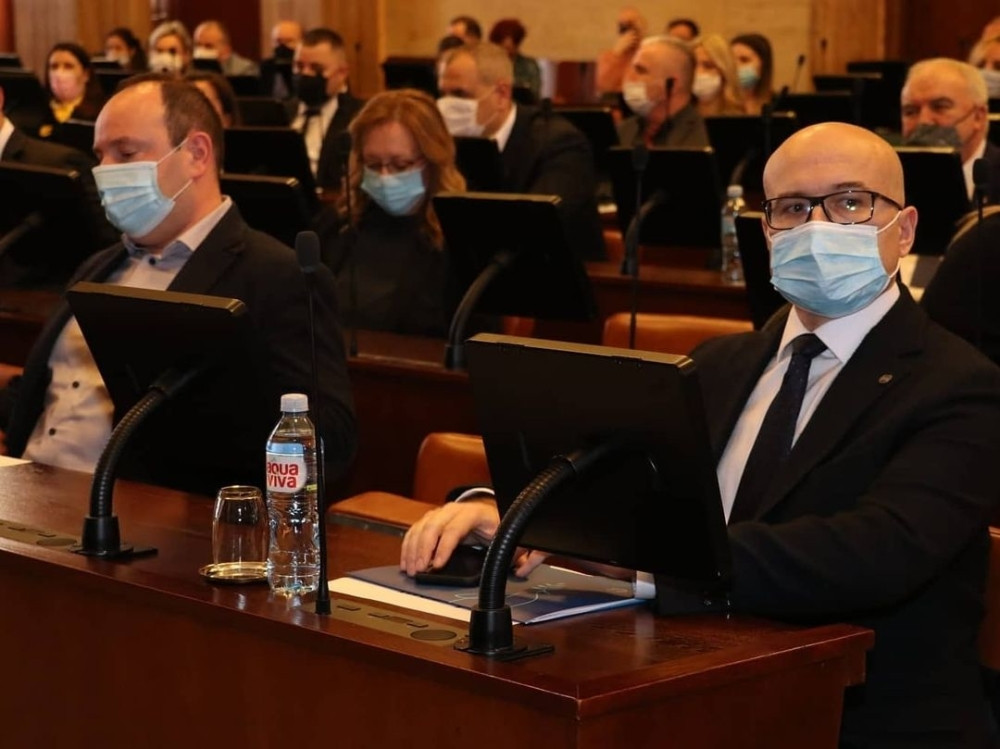 Miloš Vučević zna ko je pratio razgovore Vučića, rekao zašto se neće vakcinisati, a njegovi roditelji već jesu