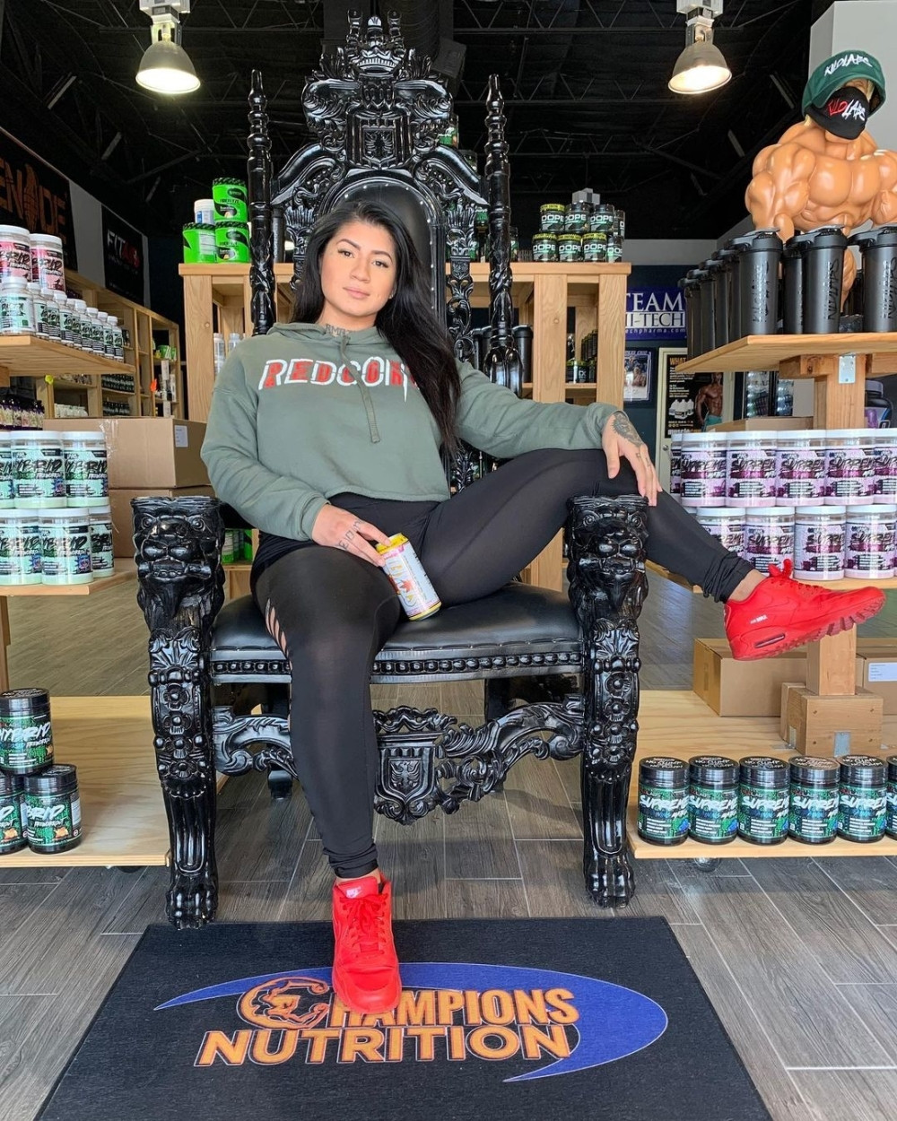 Bivši ju je ostavio jer je imala 100 kilograma, a danas zarađuje brdo para (FOTO)